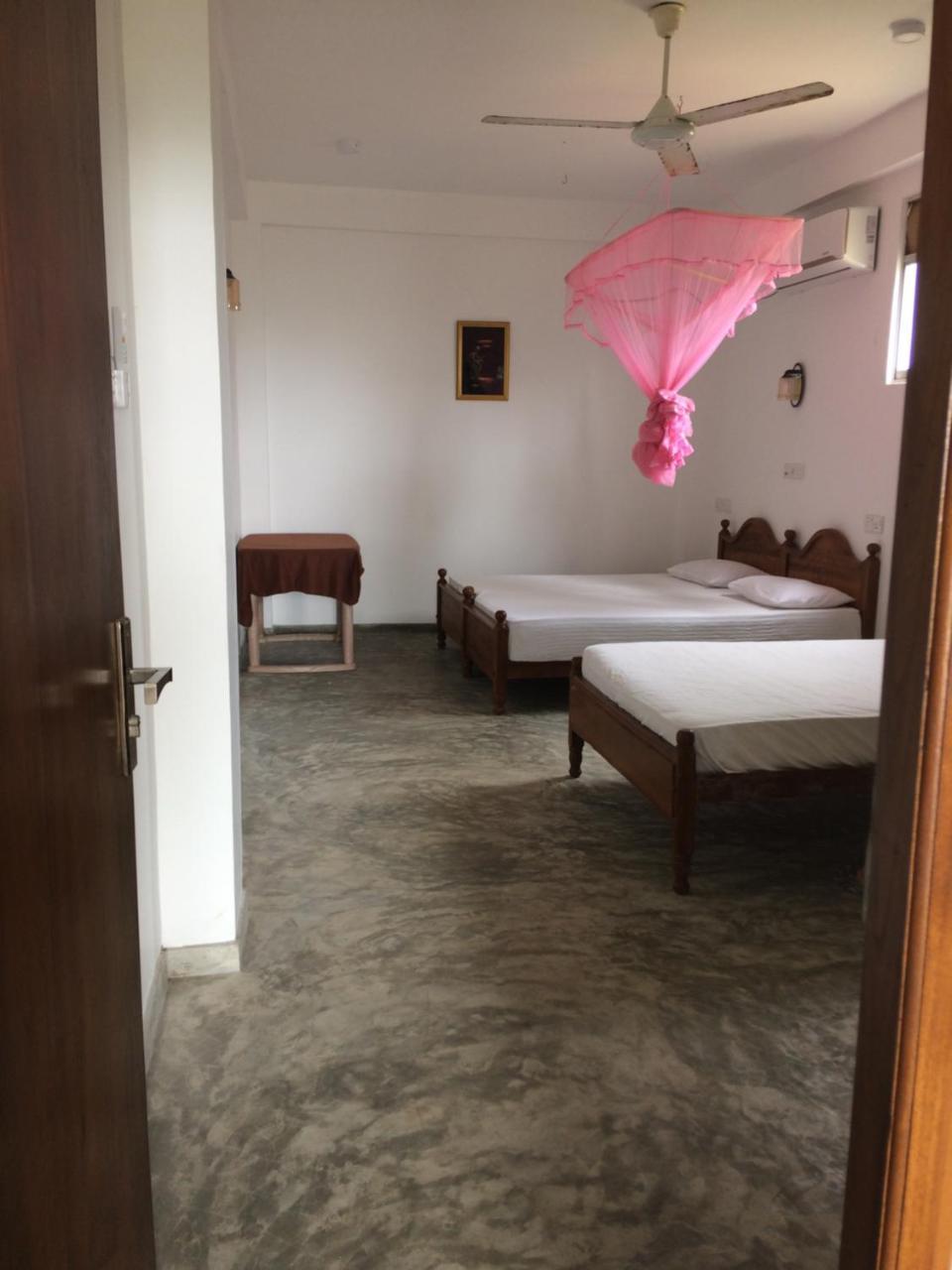 Blue Corals Beach Bungalow Matara Exterior foto