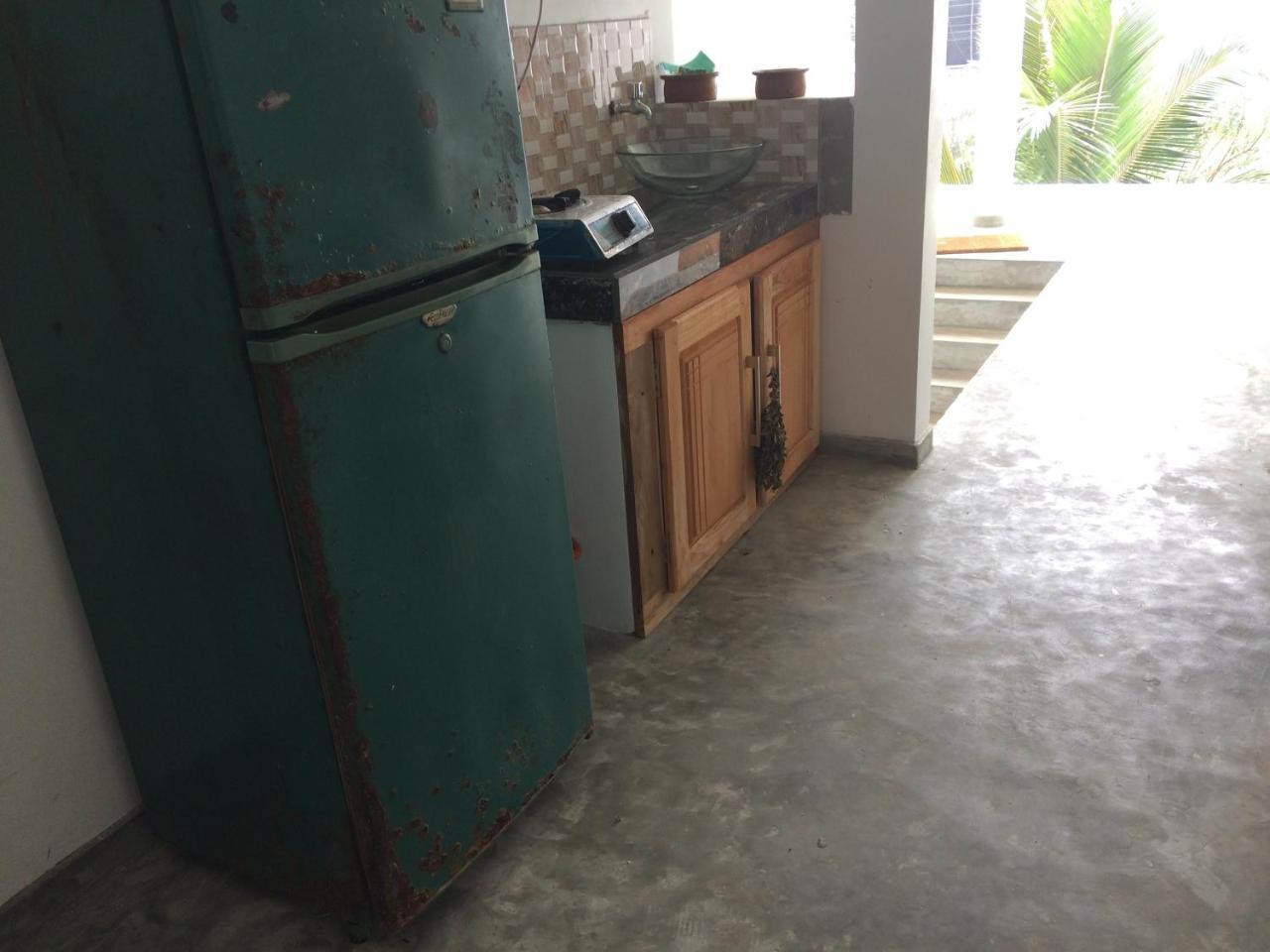 Blue Corals Beach Bungalow Matara Exterior foto